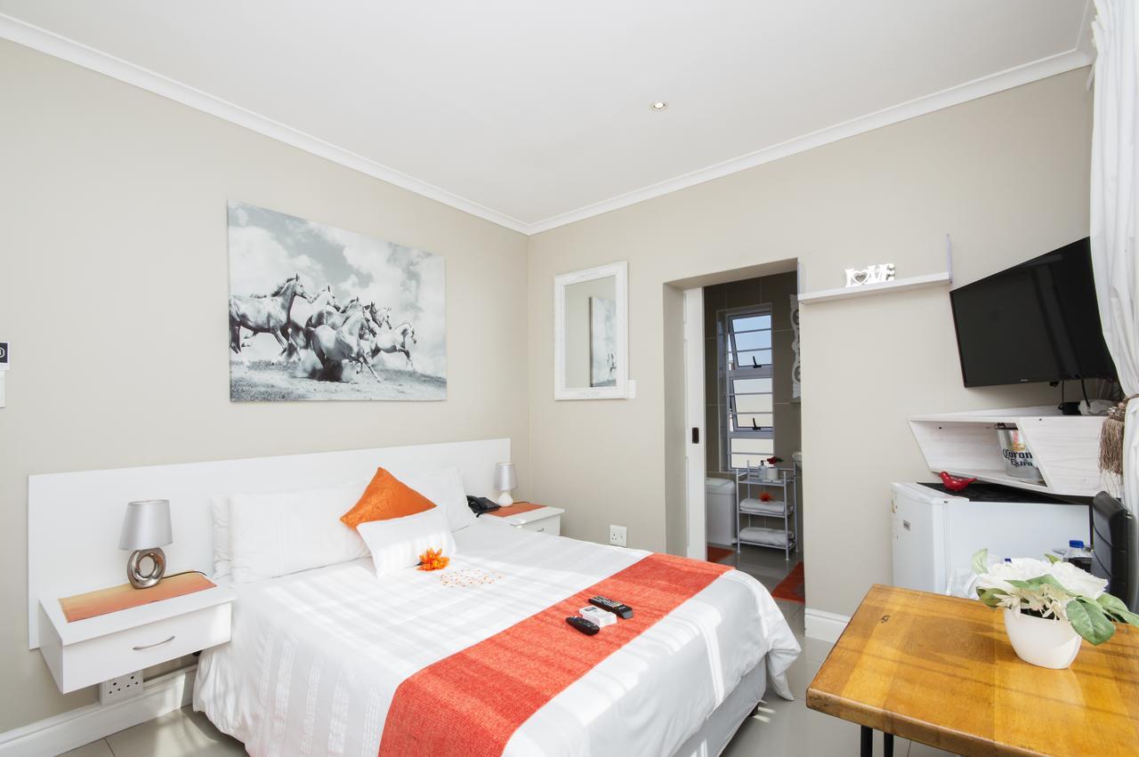 King Guest Lodge Port Elizabeth Exterior photo