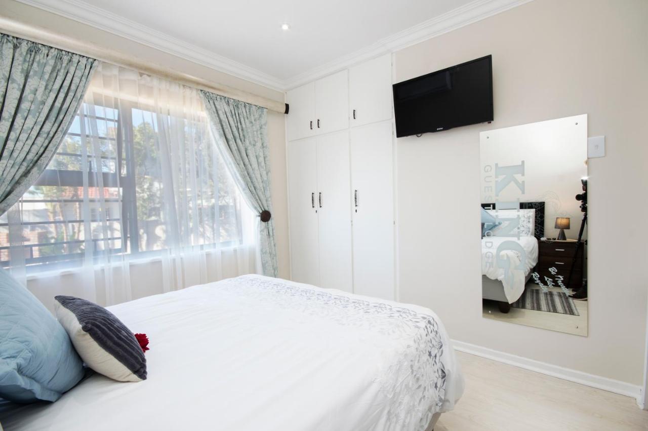 King Guest Lodge Port Elizabeth Exterior photo