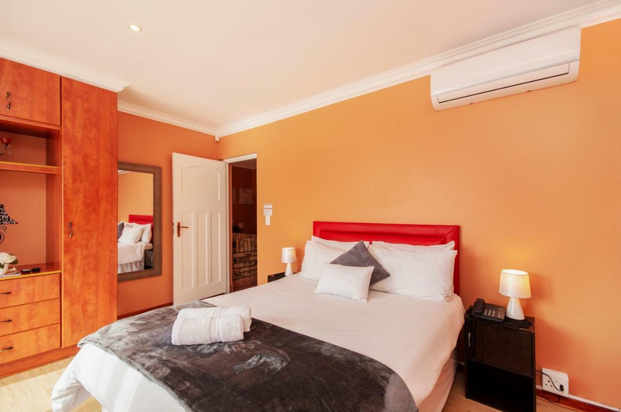 King Guest Lodge Port Elizabeth Exterior photo