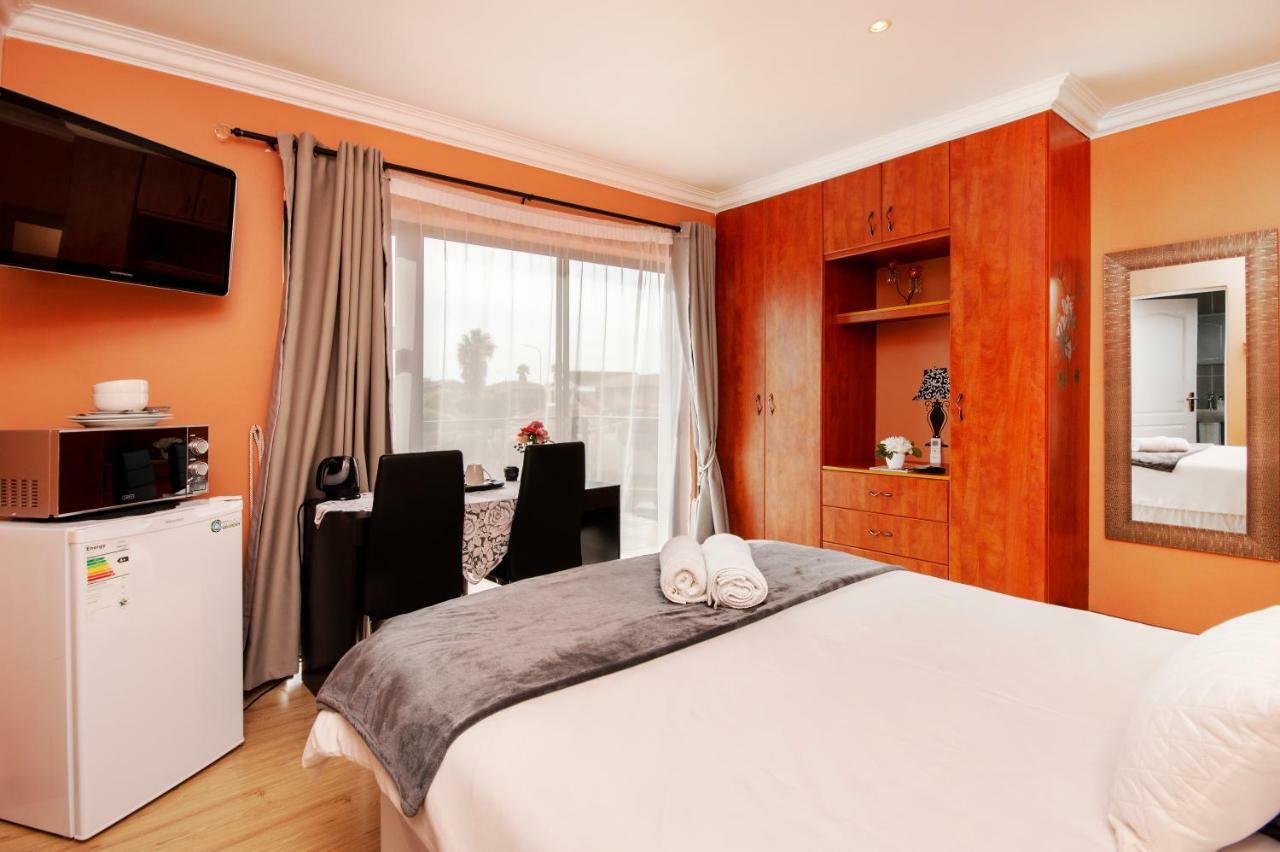 King Guest Lodge Port Elizabeth Exterior photo